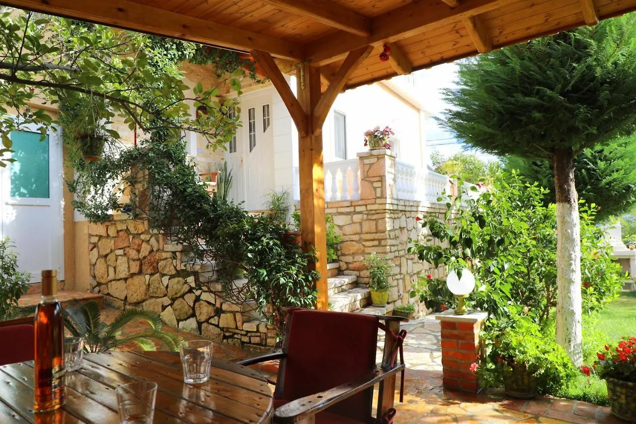 Villa M Cako Ksamil